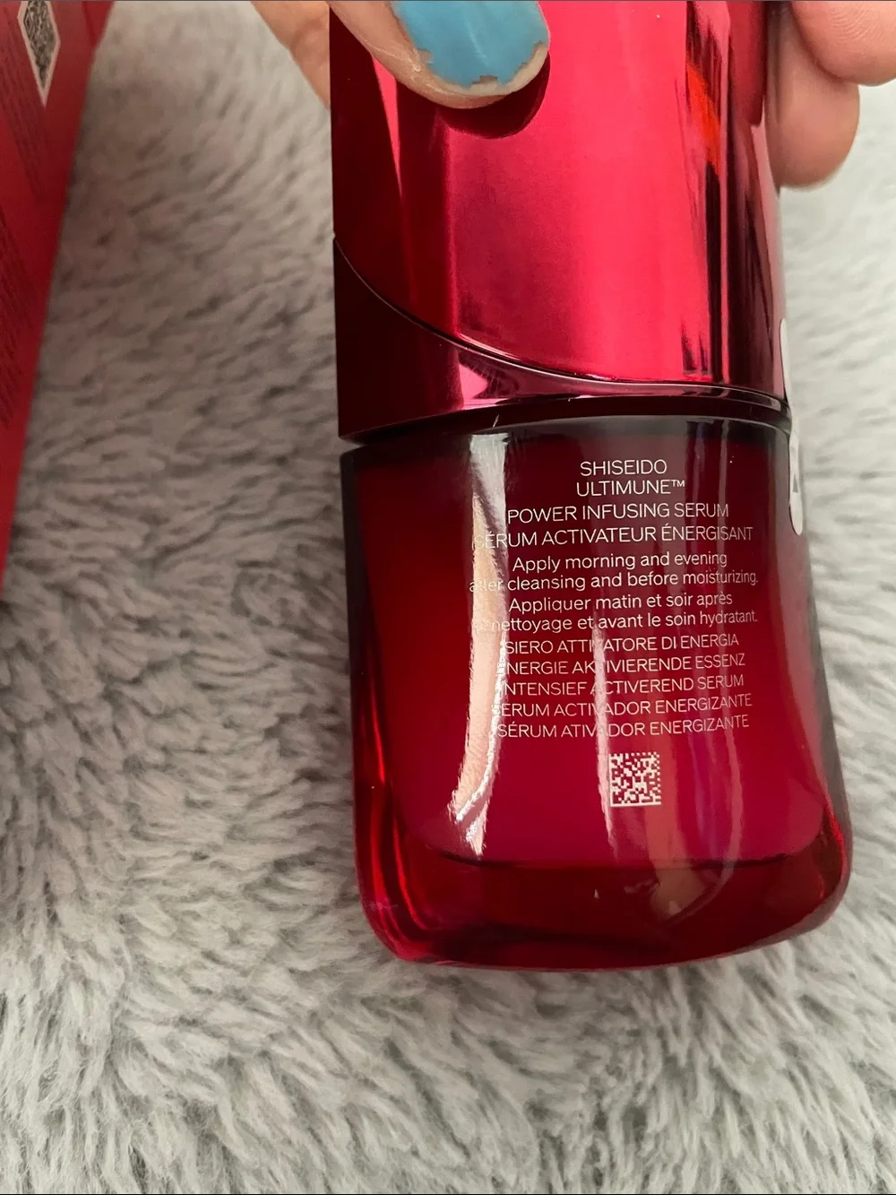 Shiseido Ultimune Power Infusing Serum - Metallic Red